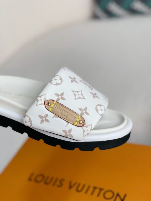 「#2998」LOUIS VUITTON SLIPPERS - Image 7