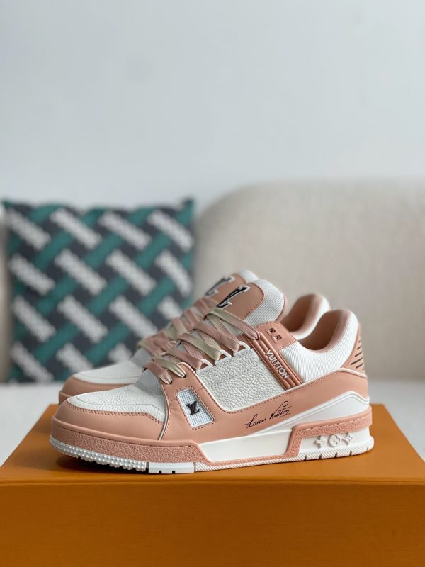 「#2999」LOUIS VUITTON SNEAKERS - Image 2