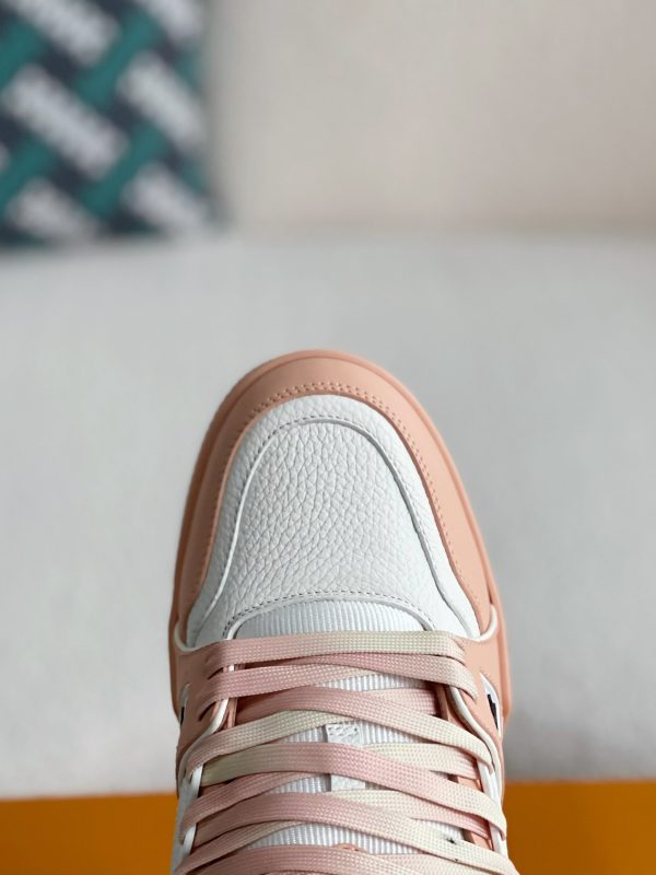 「#2999」LOUIS VUITTON SNEAKERS - Image 9