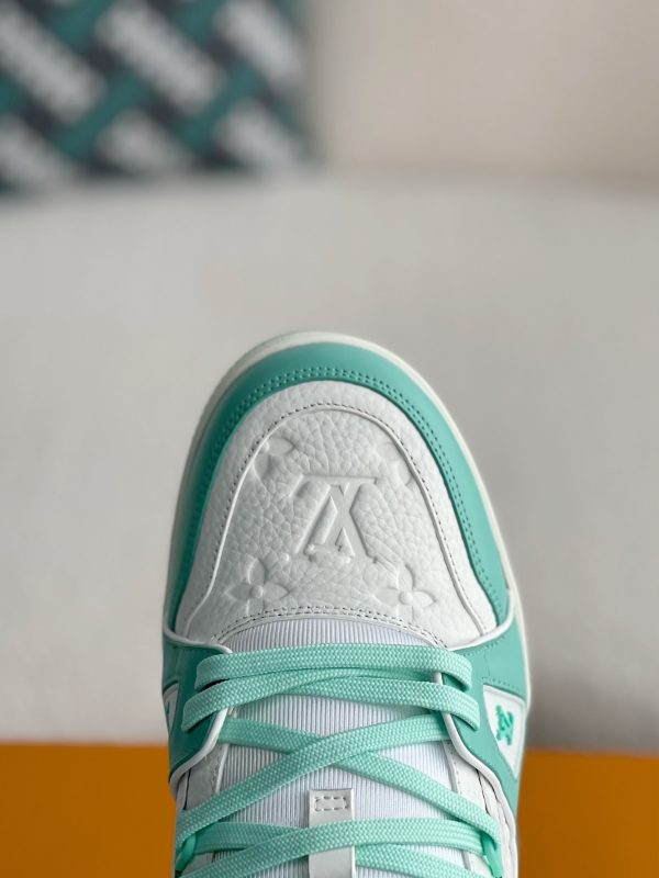 「#3000」LOUIS VUITTON SNEAKERS - Image 8