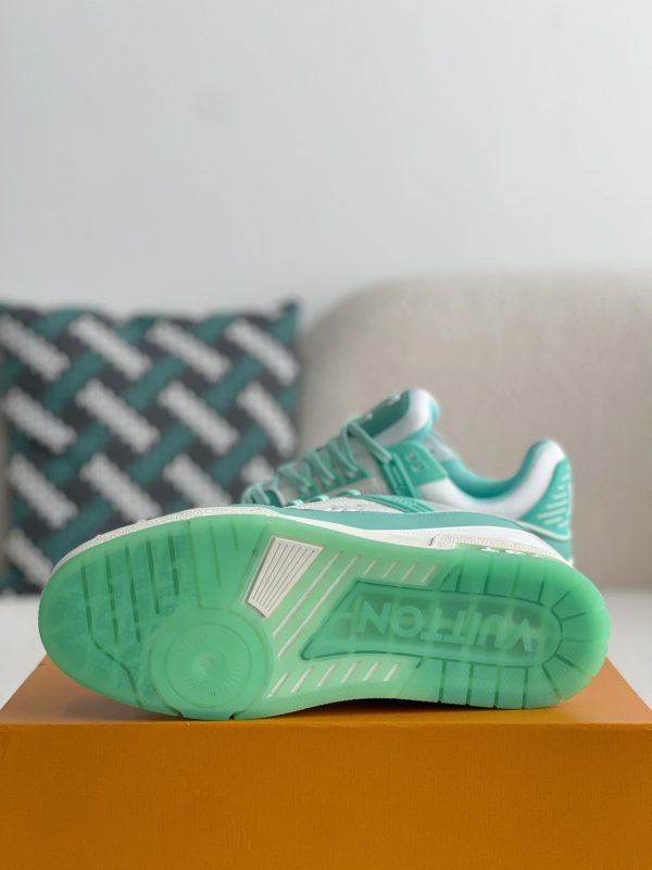 「#3000」LOUIS VUITTON SNEAKERS - Image 5