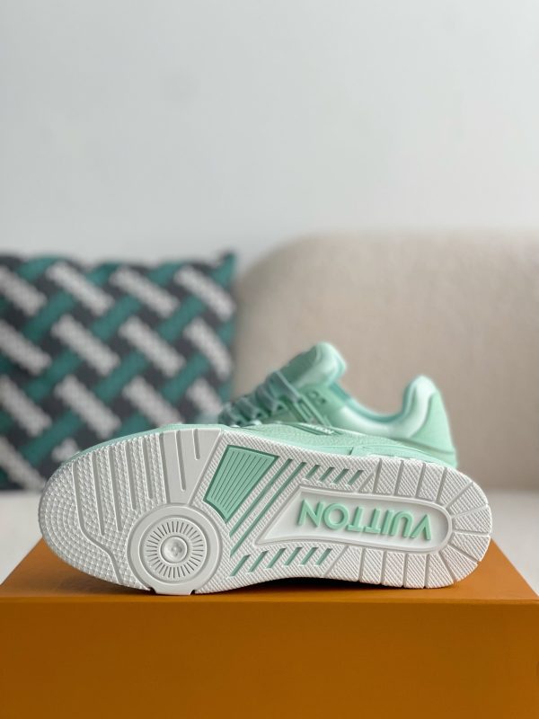「#3005」LOUIS VUITTON SNEAKERS - Image 5