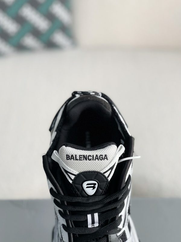 ¡¸#3006¡¹ Balenciaga Runner Sneakers - Image 8