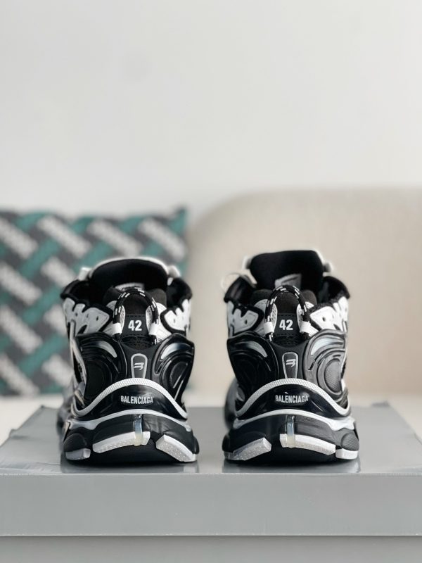¡¸#3006¡¹ Balenciaga Runner Sneakers - Image 3