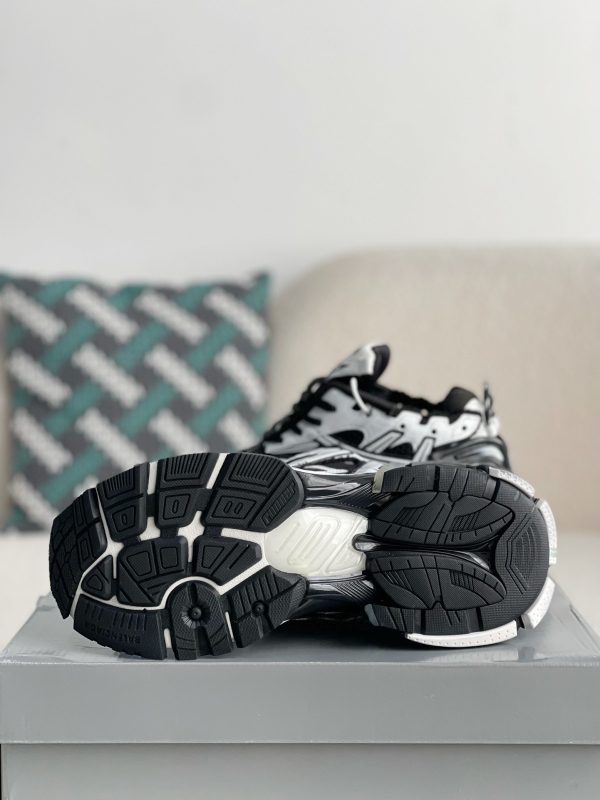 ¡¸#3006¡¹ Balenciaga Runner Sneakers - Image 5
