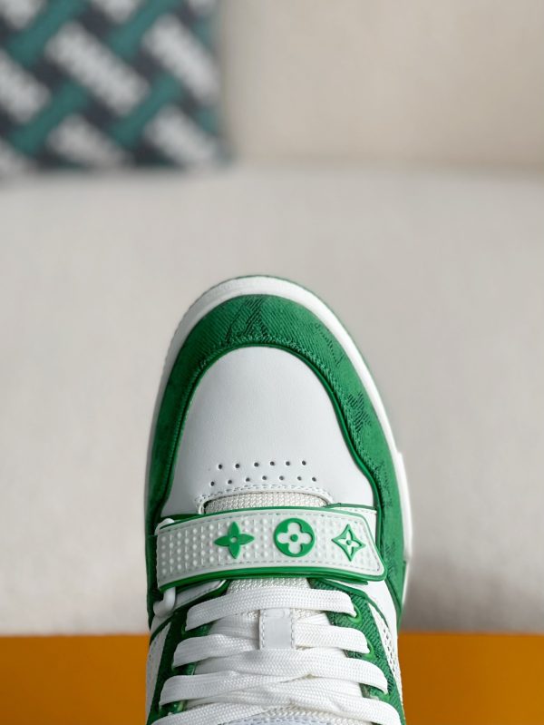 「#3027」LOUIS VUITTON TRAINER Sneakers - Image 8