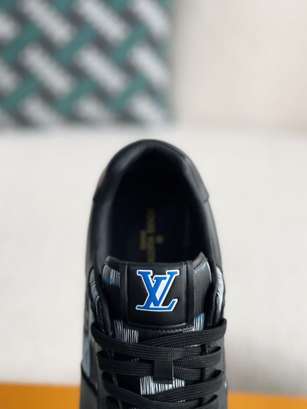 「#3028」Louis Vuitton Run Away Sneakers - Image 9