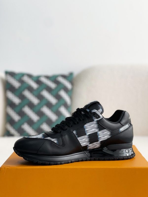 「#3028」Louis Vuitton Run Away Sneakers - Image 4