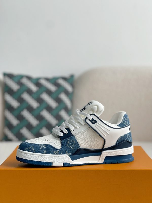 「#3048」LOUIS VUITTON SNEAKERS - Image 4