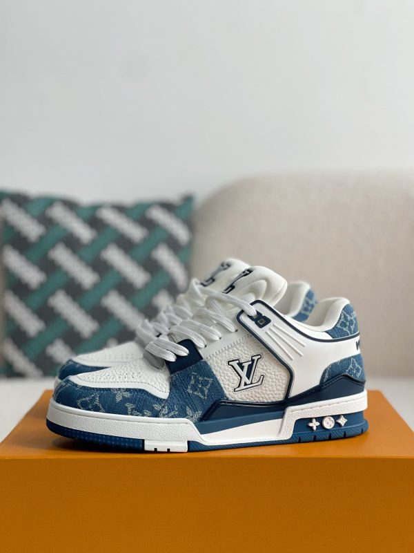 「#3048」LOUIS VUITTON SNEAKERS - Image 2