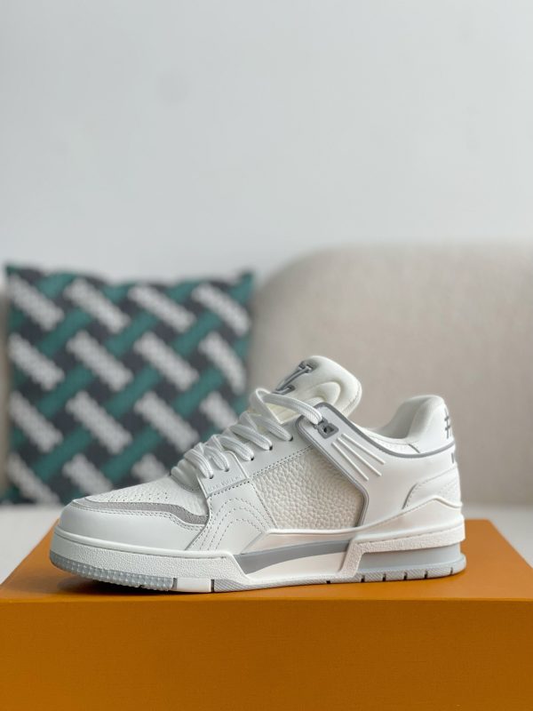 「#3051」LOUIS VUITTON SNEAKERS - Image 4