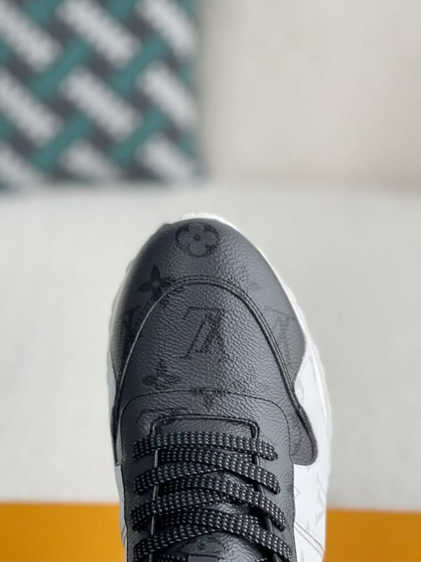 「#3052」LOUIS VUITTON SNEAKERS - Image 8