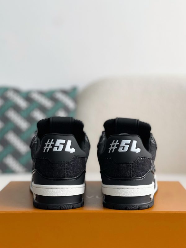 「#3077」LOUIS VUITTON SNEAKERS - Image 3