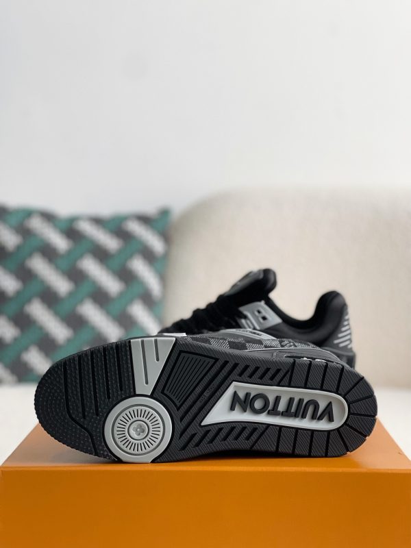 「#3078」LOUIS VUITTON SNEAKERS - Image 5