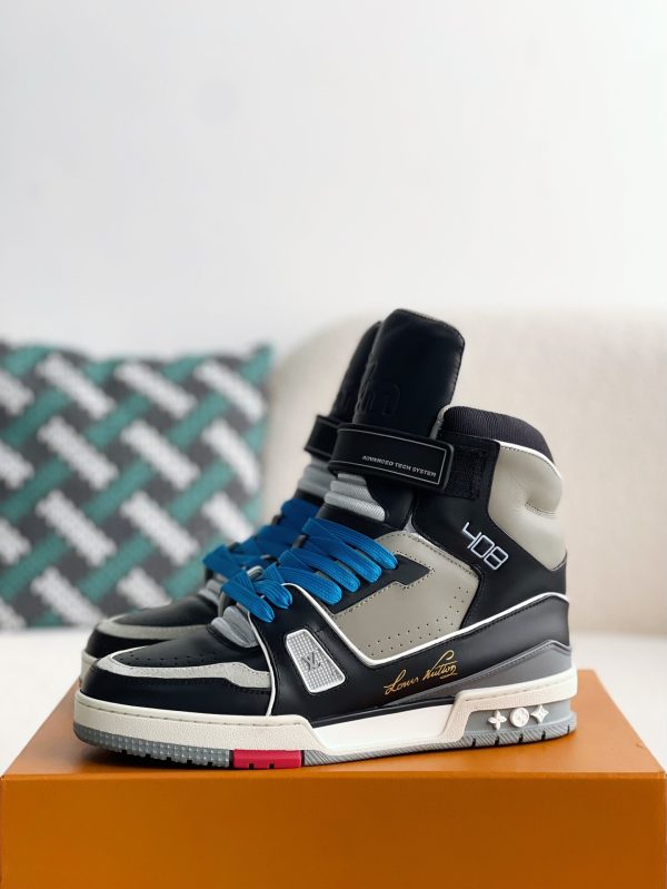 「#3105」LOUIS VUITTON TRAINER SNEAKERS - Image 2