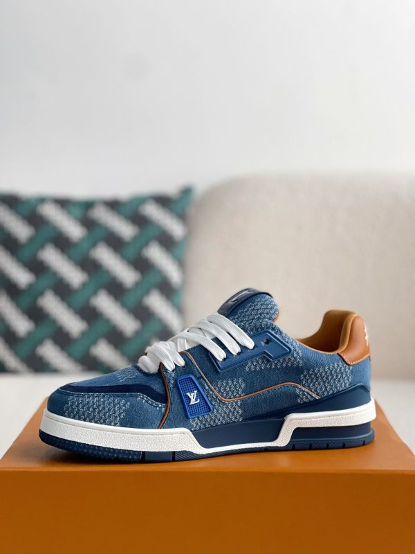 「#3124」LOUIS VUITTON SNEAKERS - Image 4