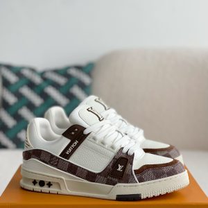 「#3135」 LOUIS VUITTON TRAINER SNEAKERS