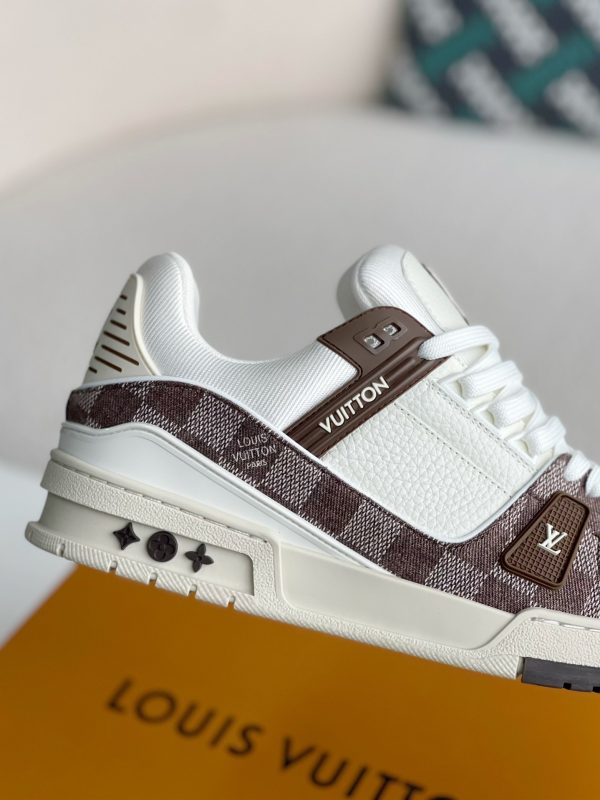 「#3135」 LOUIS VUITTON TRAINER SNEAKERS - Image 7