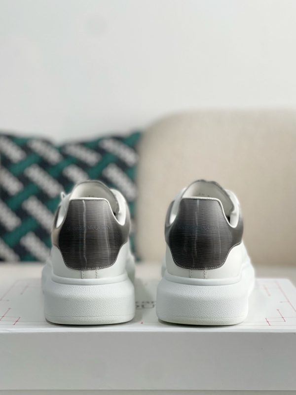 ¡¸#3143¡¹Alexander McQueen MQ Jelly Dark Blue Tail Sneakers - Image 3