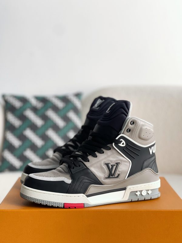 「#3196」LOUIS VUITTON TRAINER SNEAKERS - Image 2