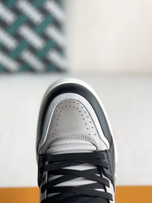 「#3196」LOUIS VUITTON TRAINER SNEAKERS - Image 8