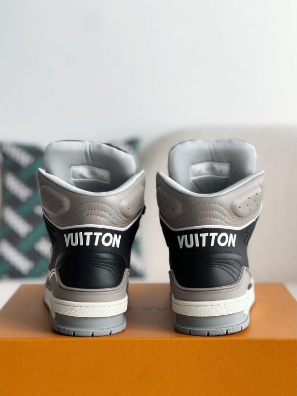 「#3196」LOUIS VUITTON TRAINER SNEAKERS - Image 3