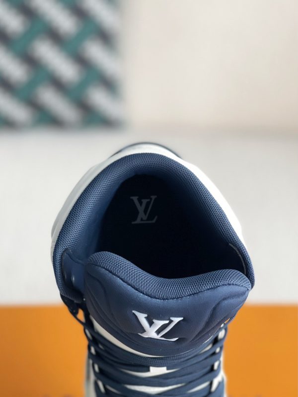 「#3197」LOUIS VUITTON TRAINER SNEAKERS - Image 9