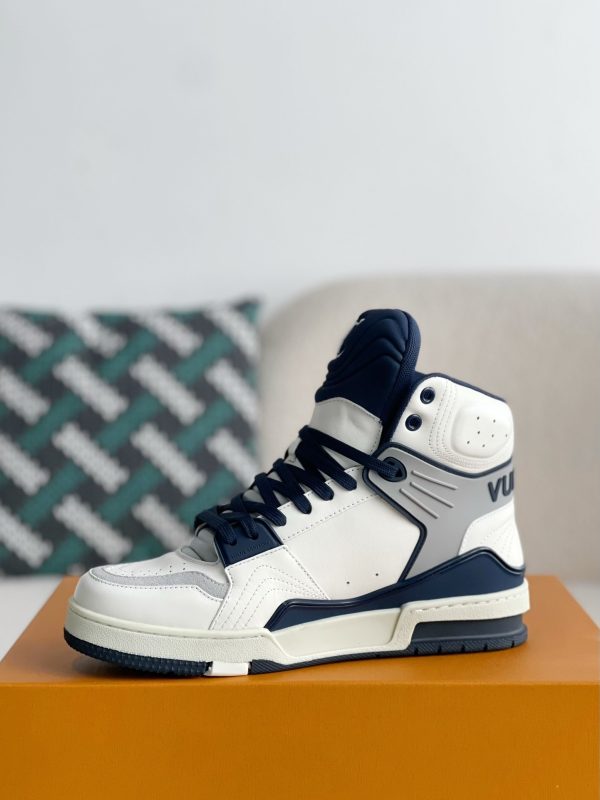 「#3197」LOUIS VUITTON TRAINER SNEAKERS - Image 4