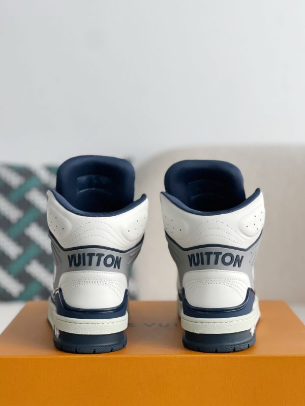 「#3197」LOUIS VUITTON TRAINER SNEAKERS - Image 3