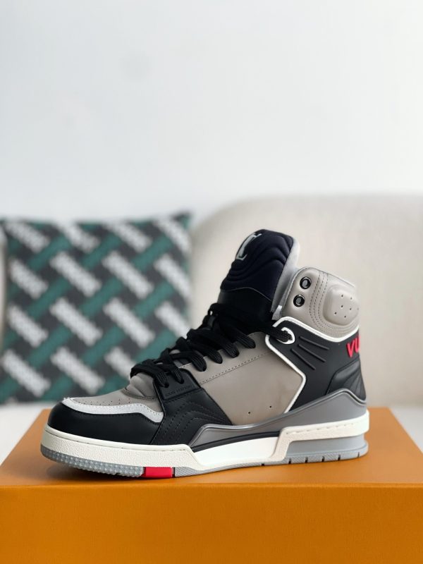 「#3198」LOUIS VUITTON TRAINER SNEAKERS - Image 4