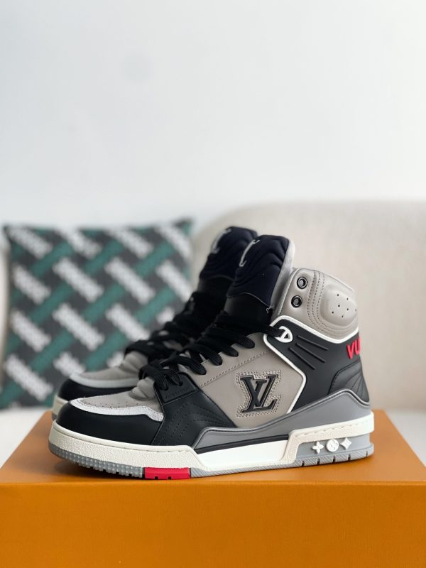 「#3198」LOUIS VUITTON TRAINER SNEAKERS - Image 2