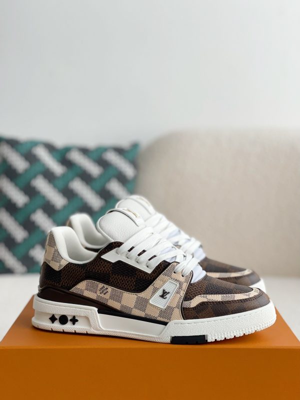 「#3226」 LOUIS VUITTON TRAINER SNEAKERS