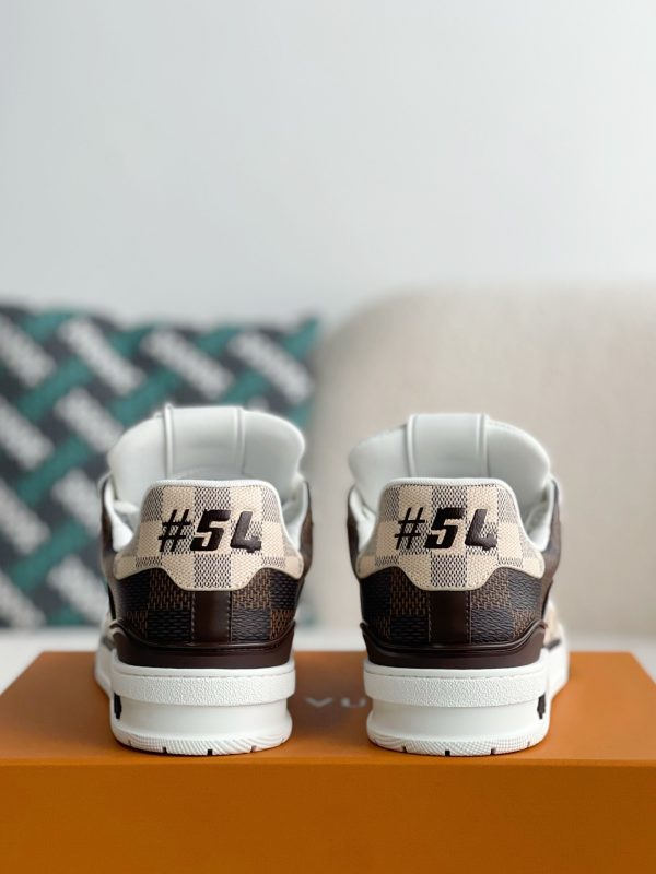 「#3226」 LOUIS VUITTON TRAINER SNEAKERS - Image 3
