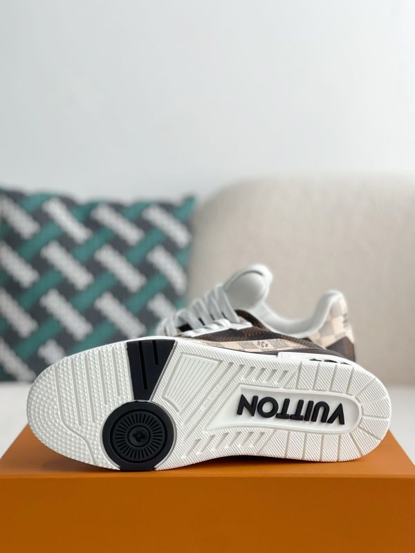 「#3226」 LOUIS VUITTON TRAINER SNEAKERS - Image 5