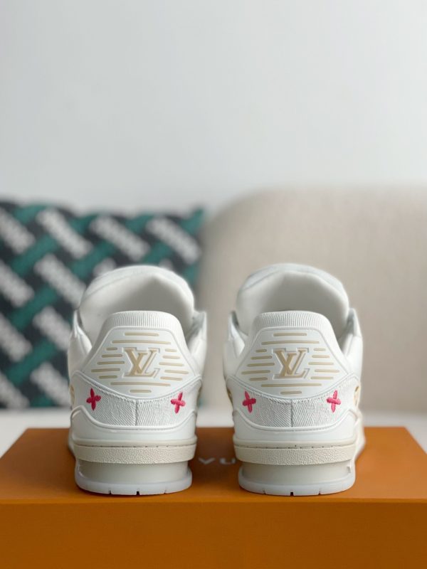 「#3229」 LOUIS VUITTON TRAINER SNEAKERS - Image 3