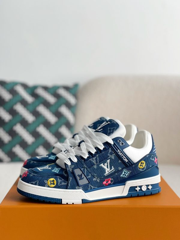 「#3239」 LOUIS VUITTON TRAINER SNEAKERS - Image 2