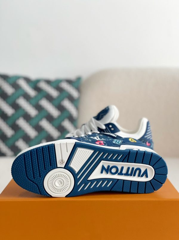 「#3239」 LOUIS VUITTON TRAINER SNEAKERS - Image 5