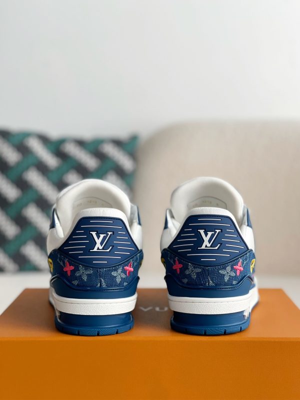 「#3239」 LOUIS VUITTON TRAINER SNEAKERS - Image 3