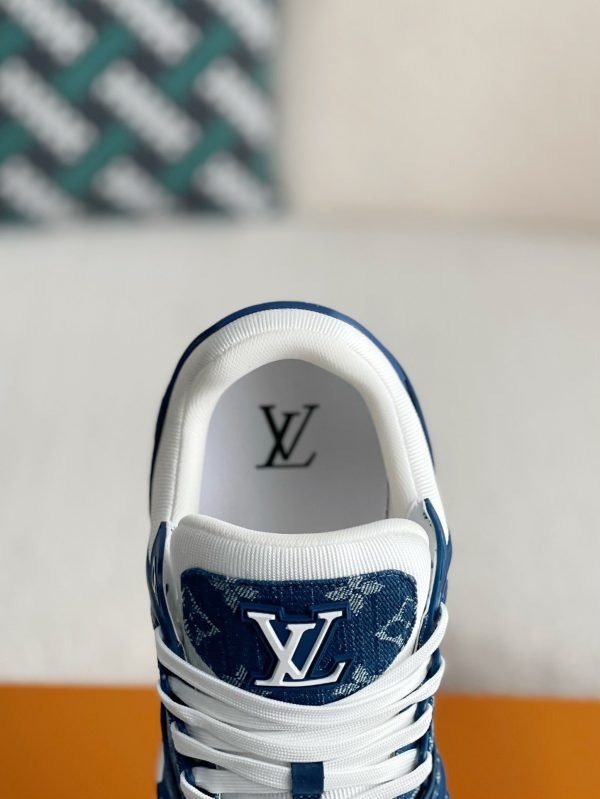 「#3239」 LOUIS VUITTON TRAINER SNEAKERS - Image 9
