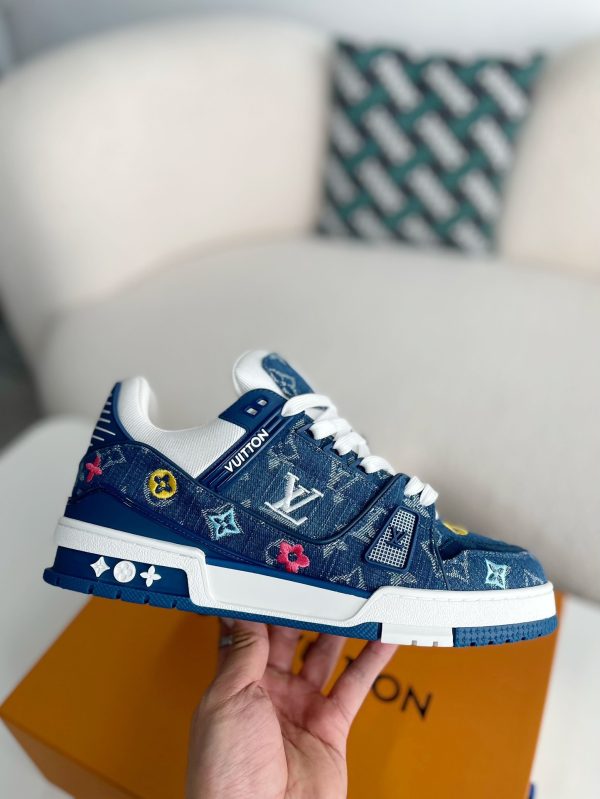 「#3239」 LOUIS VUITTON TRAINER SNEAKERS - Image 6