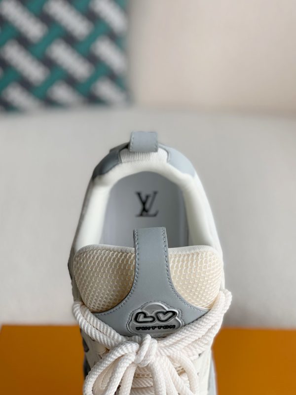 「#2954」LOUIS VUITTON RUNNER TATIC sneakers - Image 9