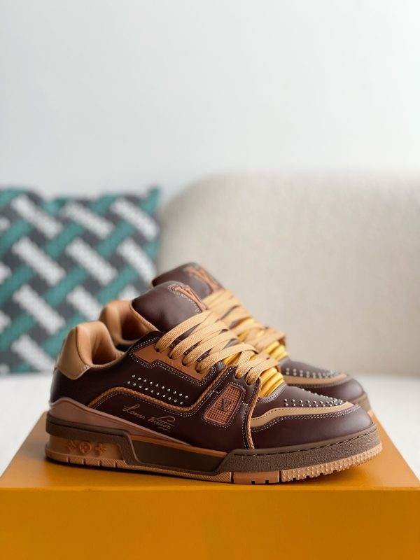 「#3309」 LOUIS VUITTON TRAINER SNEAKERS
