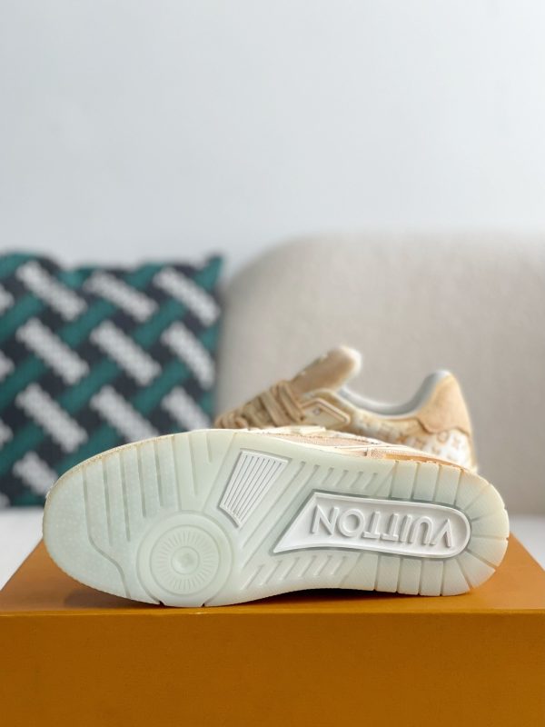 「#3319」 LOUIS VUITTON TRAINER SNEAKERS - Image 5