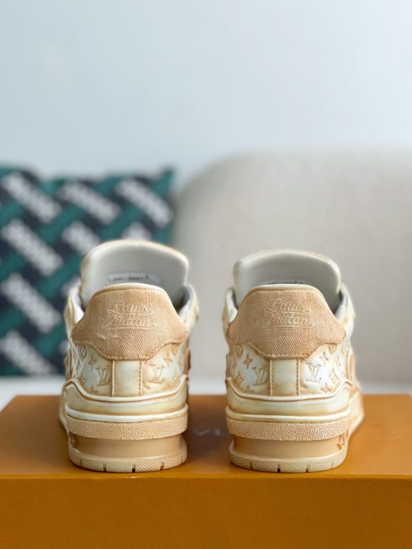 「#3319」 LOUIS VUITTON TRAINER SNEAKERS - Image 3