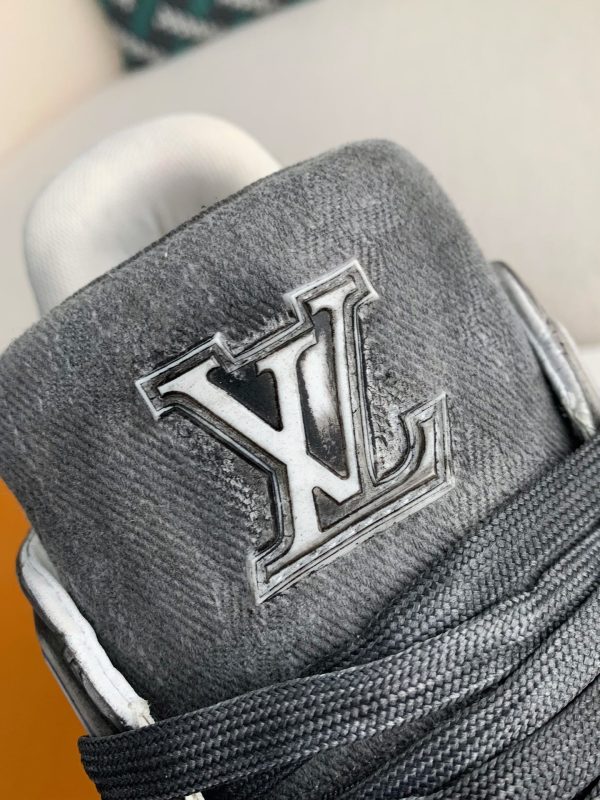 「#3320」 LOUIS VUITTON TRAINER SNEAKERS - Image 10