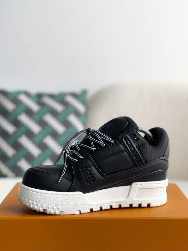 「#3338」 LOUIS VUITTON TRAINER Maxi SNEAKERS - Image 4