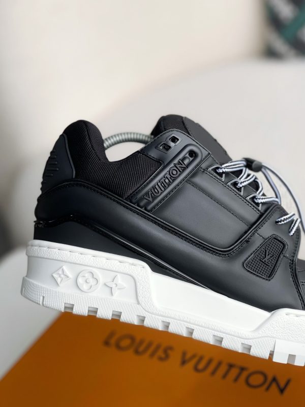 「#3338」 LOUIS VUITTON TRAINER Maxi SNEAKERS - Image 7