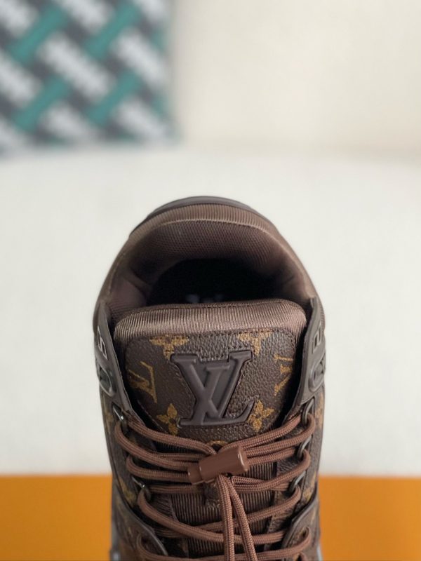 「#3340」 LOUIS VUITTON TRAINER SNEAKERS - Image 8