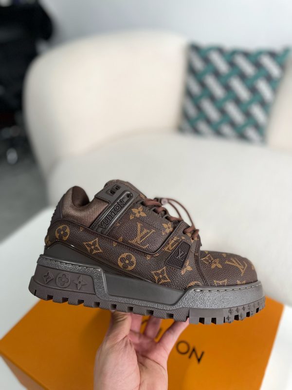 「#3340」 LOUIS VUITTON TRAINER SNEAKERS - Image 6
