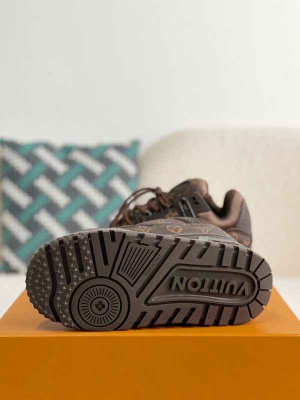 「#3340」 LOUIS VUITTON TRAINER SNEAKERS - Image 5